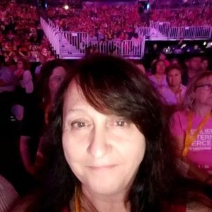 Meet your Posher, Terri